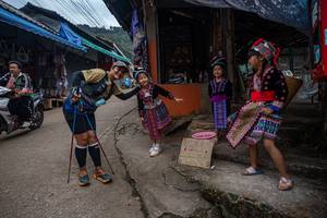 BIB: 
                            <button type="button" onclick="openModal(22795688)" class="btn btn-primary btn-sm float-right btn-popup" data-toggle="modal" data-target=".modal-high-quality">
                        <i class="fas fa-shopping-cart"></i> Add to Cart
                    </button>
                                            <button type="button" onclick="isThisMe(22795688, true)" class="btn btn-success btn-sm float-right btn-popup btn-isme hidden" data-toggle="tooltip" data-placement="bottom" title="นี่คือรูปของคุณใช่ไหม คลิกที่นี่เพื่อเอาเข้าอัลบั้ม">
                        <i class="fas fa-plus"></i> Add to album
                    </button>
                    <button type="button" onclick="isThisMe(22795688, false)" class="btn btn-warning btn-sm float-right btn-popup btn-isnotme hidden">
                        <i class="fas fa-ban"></i> Remove from album
                    </button>